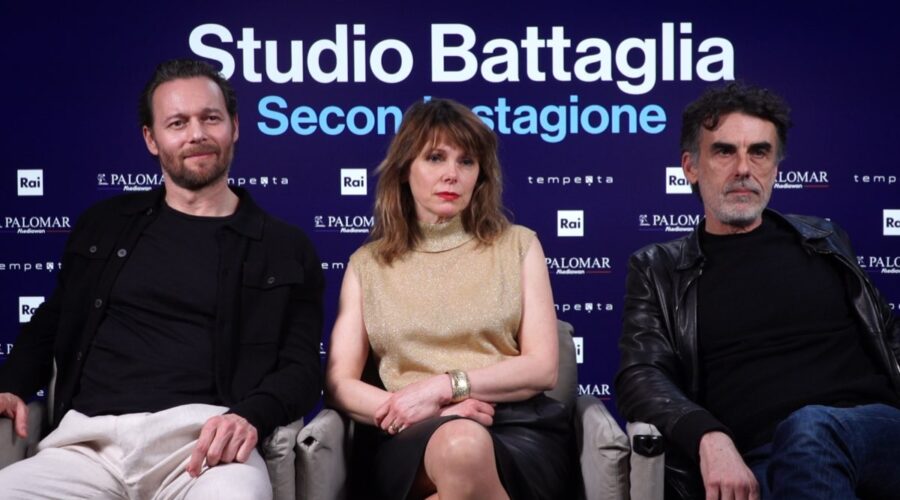 Da sinistra: Giorgio Marchesi (Massimo Munari), Barbora Bobulova (Anna Battaglia) e Thomas Trabacchi (Alberto Casorati) in un fotogramma dell'intervista in occasione del lancio di