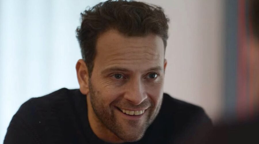 Alessandro Borghi nel settimo episodio di “Supersex”. Credits: Cattura schermo/Netflix.
