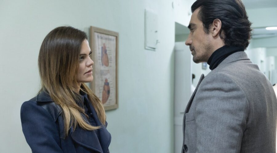 Da sinistra: Hilal Altinbilek (Züleyha) e Ibrahim Çelikkol (Hakan Gumusoglu) in “Terra Amara”. Credits: RTI Mediaset.