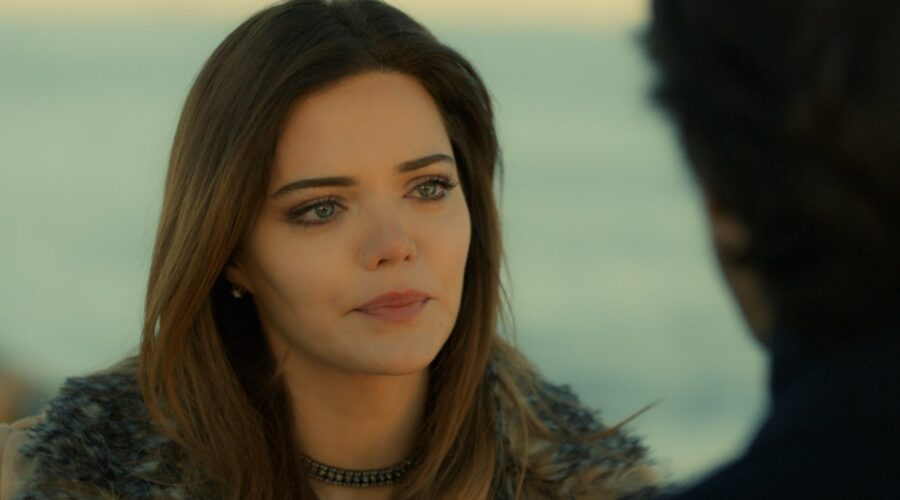 Hilal Altinbilek (Züleyha) in una scena di “Terra Amara”. Credits: RTI Mediaset.