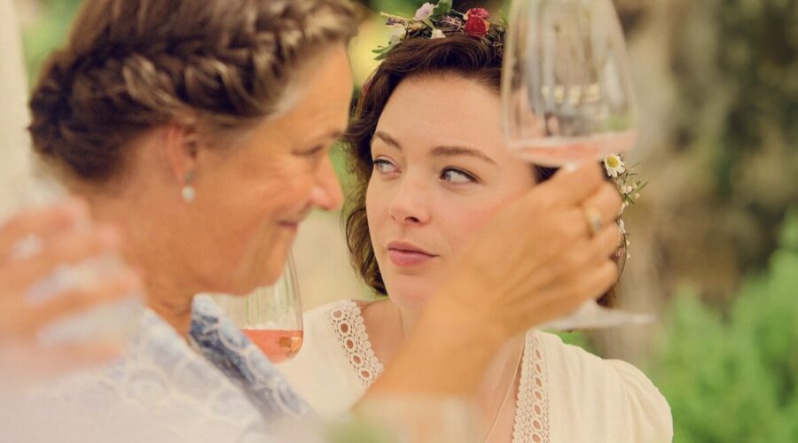 Amalia Holm In Notte Di Mezza Estate Credits Netflix