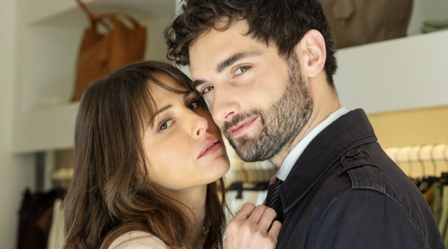 Da sinistra: Benedetta Valanzano (Valeria) e Luca Turco (Niko) in “Un Posto Al Sole”. Credits: Rai.
