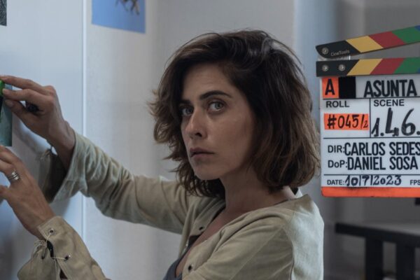 El Caso Asunta (L To R) María León As Cruces In Episode 01 Of El Caso Asunta. Cr Manuel Fernandez-valdes Netflix