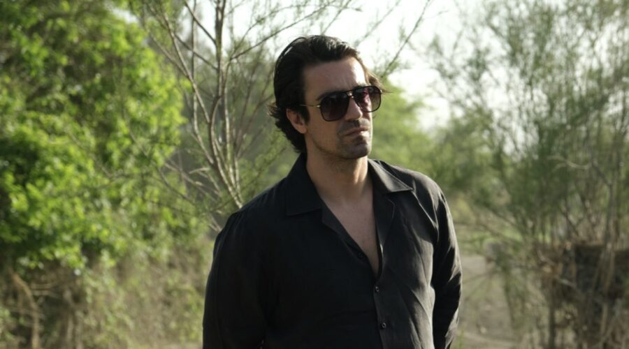 İbrahim Çelikkol (Hakan Gümüşoğlu) in una scena di “Terra Amara”. Credits: RTI Mediaset.