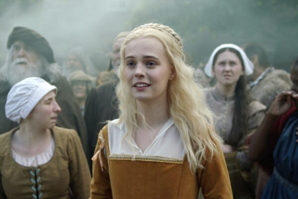 Lola Blue (Addie) in una scena di “Una specie di scintilla”. Credits: Rai/Bbc.