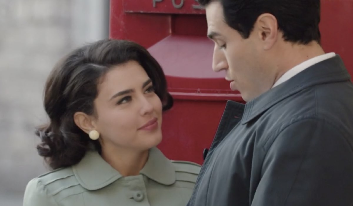 Da sinistra: Chiara Russo (Maria Puglisi) e Danilo D'Agostino (Matteo Portelli) in una scena della puntata 143 de “Il Paradiso Delle Signore 8”. Credits: Rai.