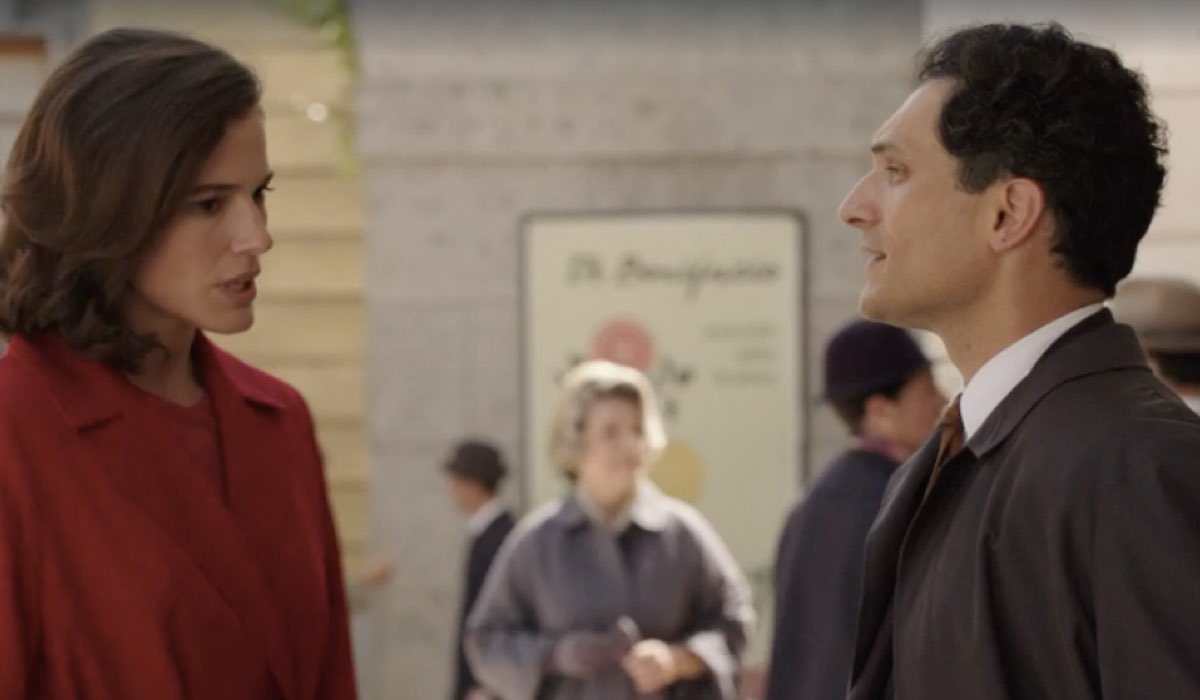 Da sinistra: Chiara Baschetti (Matilde Frigerio Di Sant'Erasmo) e Alessandro Tersigni (Vittorio Conti) in una scena della puntata 30 de “Il Paradiso Delle Signore 8”. Credits: Rai.