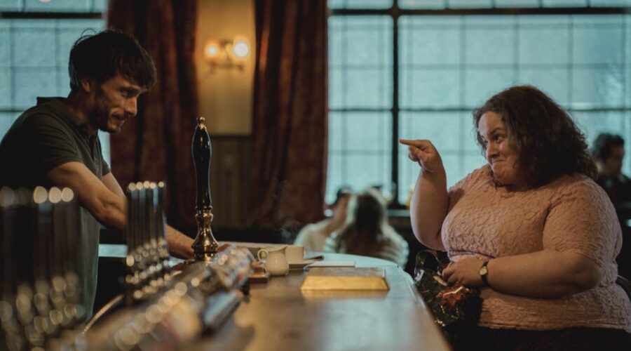 Richard Gadd E Jessica Gunning In Baby Reindeer Credits Netflix