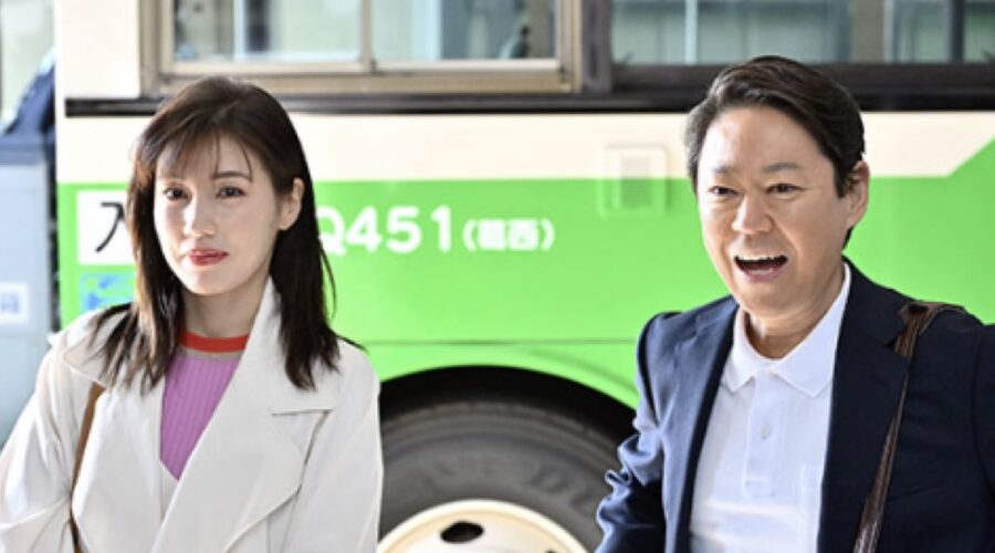 Sadawo Abe E Riisa Naka In Una Scena Di Extremely Inappropriate Credits Netflix