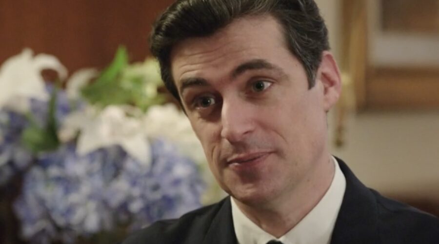 Flavio Parenti (Tancredi Di Sant'Erasmo) in una scena della puntata 149 de “Il Paradiso Delle Signore 8”. Credits: Rai.