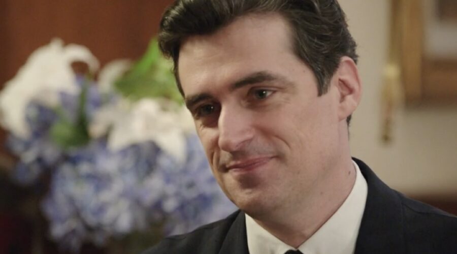 Flavio Parenti (Tancredi Di Sant'Erasmo) in una scena della puntata 149 de “Il Paradiso Delle Signore 8”. Credits: Rai.