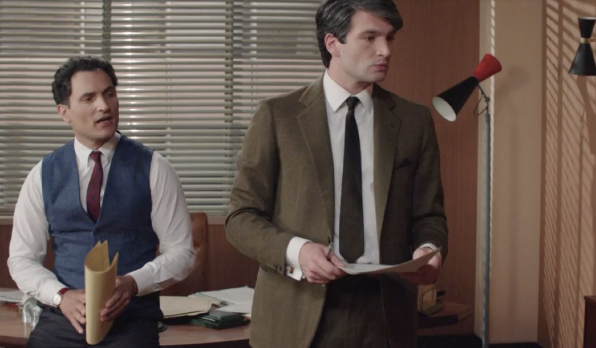 Da sinistra: Alessandro Tersigni (Vittorio Conti) e Filippo Scarafia (Roberto Landi) in una scena della puntata 6 de “Il Paradiso Delle Signore 8”. Credits: Rai.