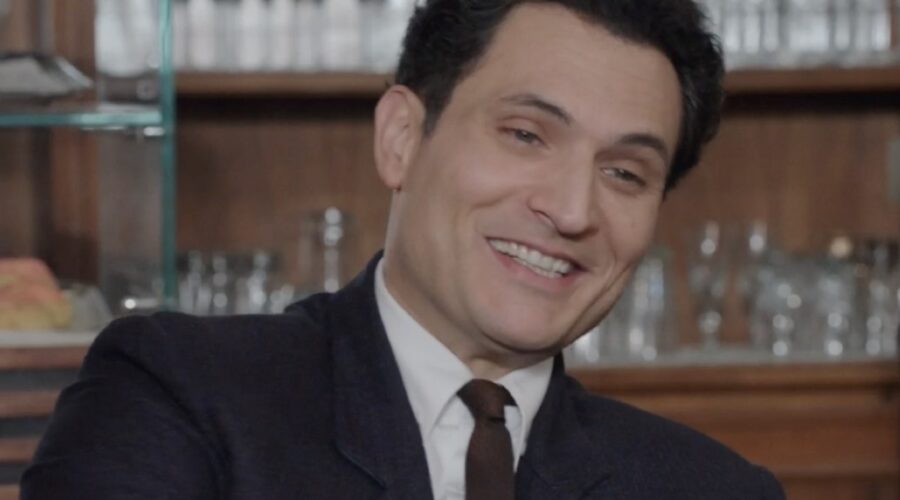 Alessandro Tersigni (Vittorio Conti) in una scena della puntata 143 de “Il Paradiso Delle Signore 8”. Credits: Rai.