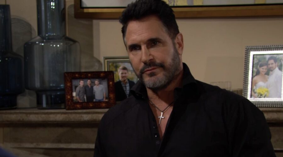 Don Diamont (Bill) in un fotogramma di “Beautiful”. Credits: Cattura schermo/Mediaset Infinity.