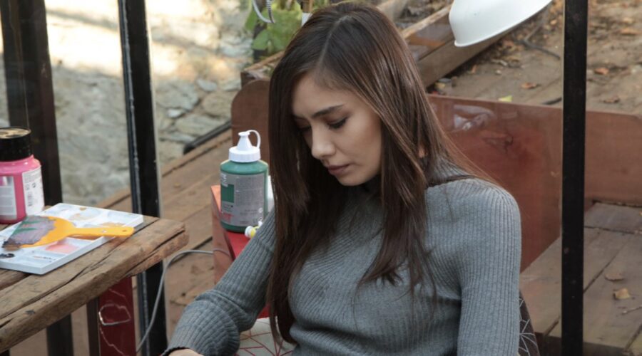 Neslihan Atagül (Nihan) in una scena di “Endless Love”. Credits: RTI Mediaset.