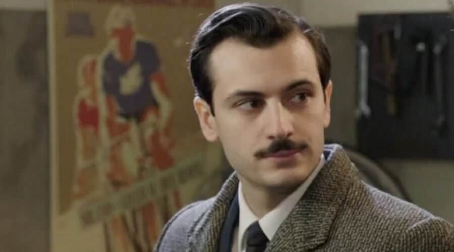 Elia Tedesco (Vito Lamantia) in una scena della puntata 137 de “Il Paradiso Delle Signore 8”. Credits: Rai.