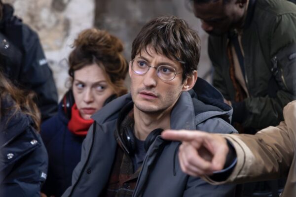 Pierre Niney in una scena di “Fiasco”. Credits: Gael Turpo/Netflix.