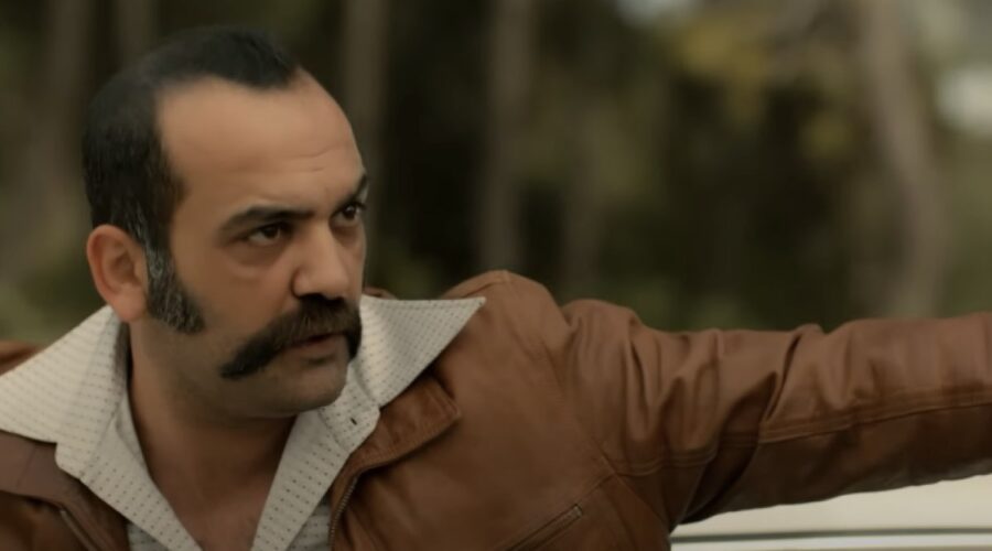 Ergün Metin in una scena di “Terra Amara”. Credits: YouTube.