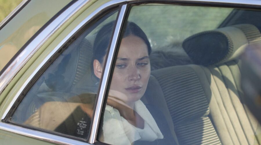 Ilayda Çevik (Betül Arcan) in “Terra Amara”. Credits: RTI Mediaset.