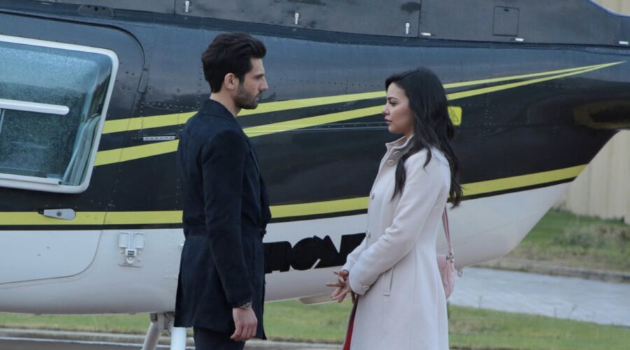 Da sinistra: Kaan Urgancioglu (Emir Kozcuoglu) e Hazal Filiz Küçükköse (Zeynep Soydere) in una scena di “Endless Love”. Credits: RTI Mediaset.