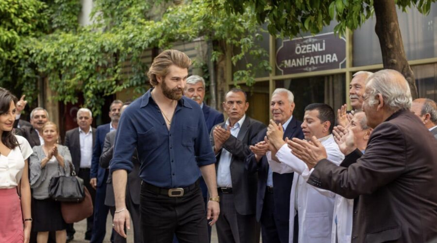 Furkan Palali (Fikret Fekeli) in “Terra Amara”. Credits: RTI Mediaset.