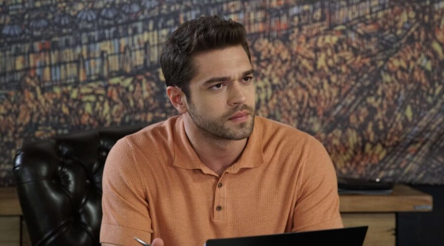 Furkan Andic (Demir) in una scena di “Everywhere I Go - Coincidenze d'amore”. Credits: Mediaset Infinity.