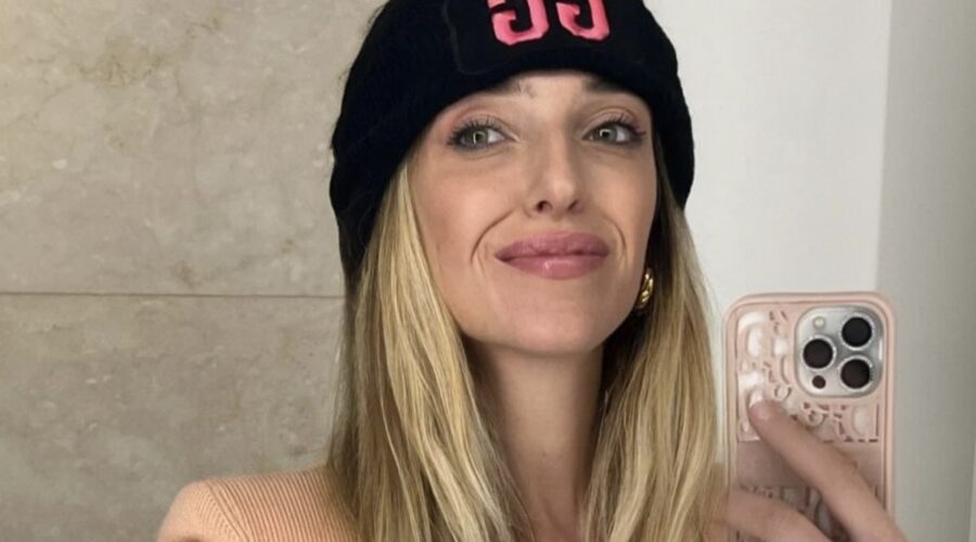 Guenda Goria in un selfie pubblicato il 3 dicembre 2023 sul suo profilo Instagram. Credits: @guendagoria/Instagram.