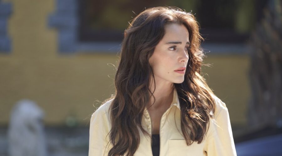 Hafsanur Sancaktutan (Leyla) in una scena di “If You Love”. Credits: Mediaset Infinity.