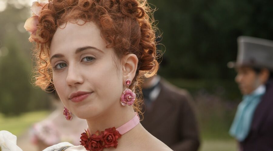 Harriet Cains (Phillipa Featherington) in una scena dell'episodio 6 di “Bridgerton”. Credits: Nick Briggs/Netflix © 2020.
