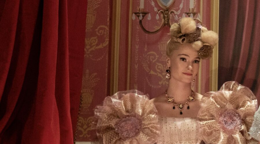 Jessica Madsen (Cressida Cowper) in una scena dell'episodio 4 di “Bridgerton 3”. Credits: Liam Daniel/Netflix © 2024.