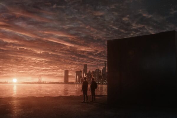 Da sinistra: Joel Edgerton e Dayo Okeniyi in una scena di “Dark Matter” Credits: Apple Tv Plus.