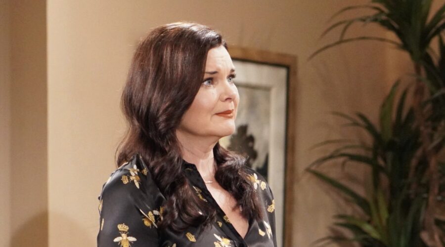 Heather Tom (Katie Logan) in una scena di 