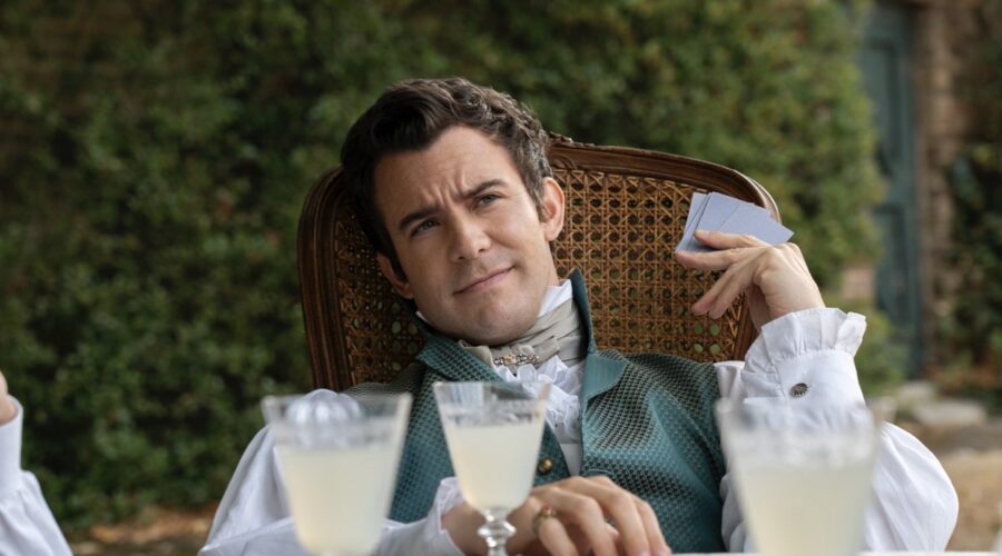 Luke Thompson (Benedict) in una scena di “Bridgerton 3” Credits: Liam Daniel/Netflix.