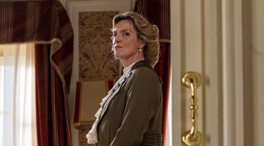 Eva Martín (Cruz Ezquerdo) in una scena de “La Promessa”. Credits: RTI Mediaset.