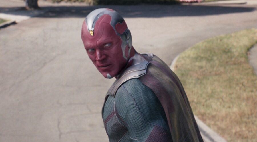 Visione interpretato da Paul Bettany, quin in “WandaVision”. Credits: Marvel Studios/Disney+.