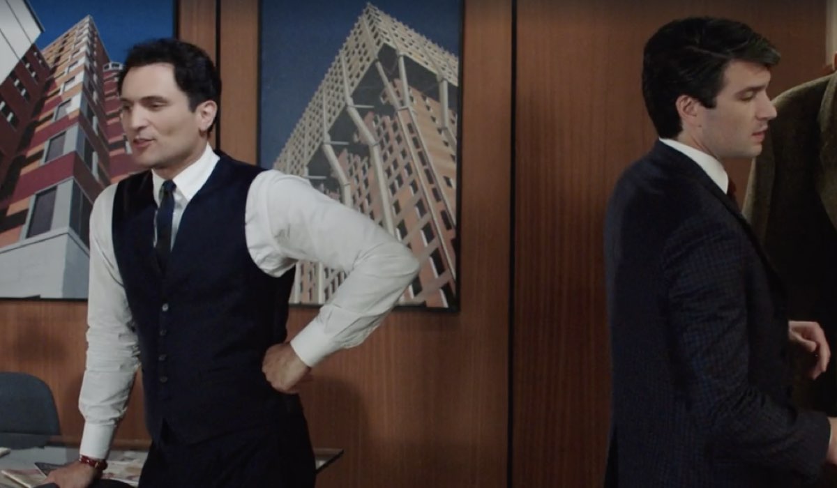 Da sinistra: Alessandro Tersigni (Vittorio Conti) e Filippo Scarafia (Roberto Landi) in una scena della puntata 9 de “Il Paradiso Delle Signore 8”. Credits: Rai.