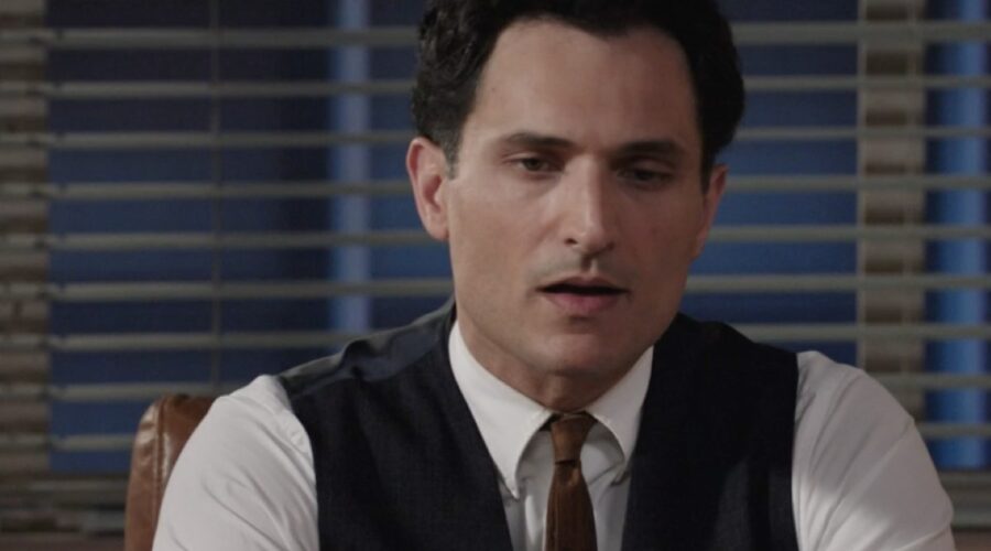 Alessandro Tersigni (Vittorio Conti) in una scena della puntata 30 de “Il Paradiso Delle Signore 8”. Credits: Rai.