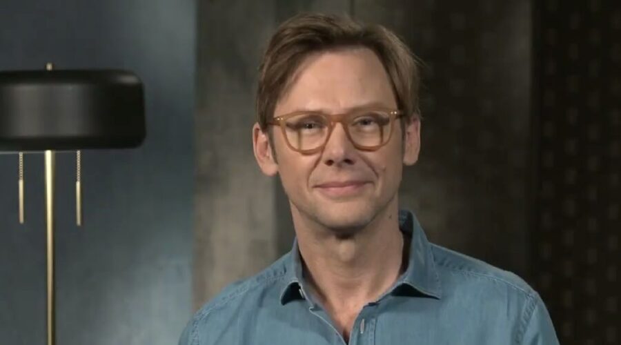 Jimmi Simpson nell'intervista per “Dark Matter”. Credits: Tvserial.it.