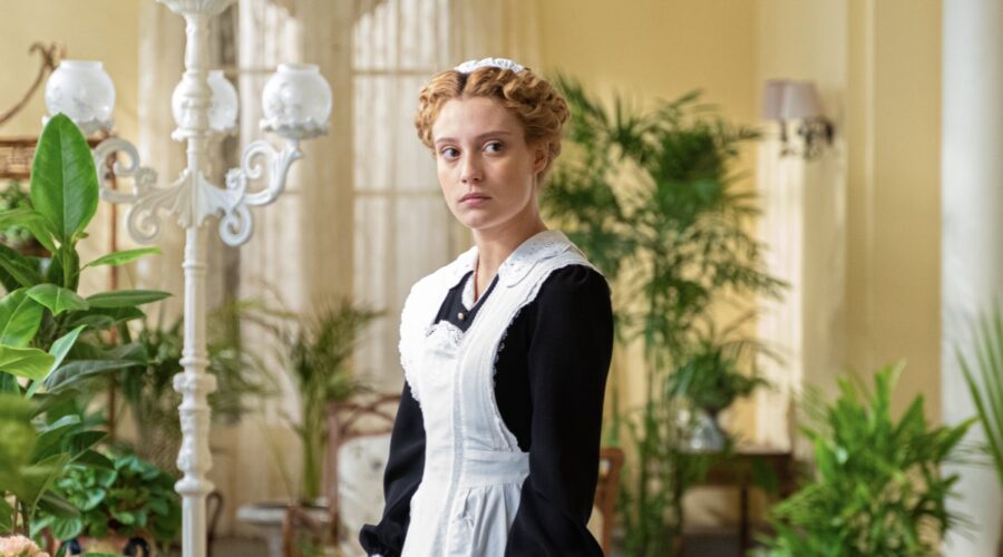 Ana Garces (Jana Exposito) in una scena de “La Promessa”. Credits: RTI Mediaset.