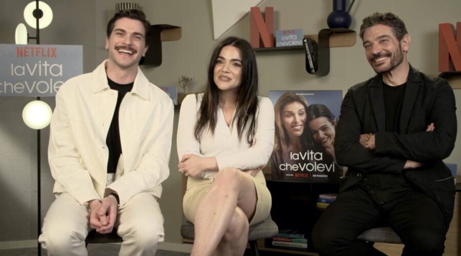 Da sinistra: Alessio Lapice, Pina Turco e Giuseppe Zeno nell'intervista per “La vita che volevi”. Credits: Tvserial.it.