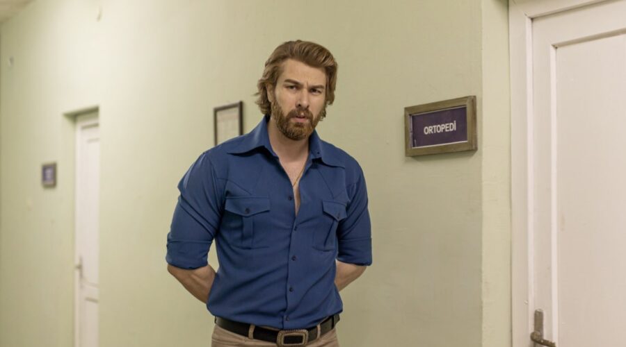 Furkan Palali (Fikret Fekeli) in “Terra Amara”. Credits: RTI Mediaset.