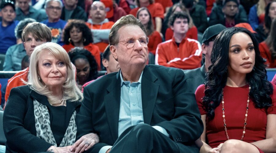 Da Sinistra Jacki Weaver Ed O'neill Cleopatra Cleo Coleman In Clipped Credits Disney Plus