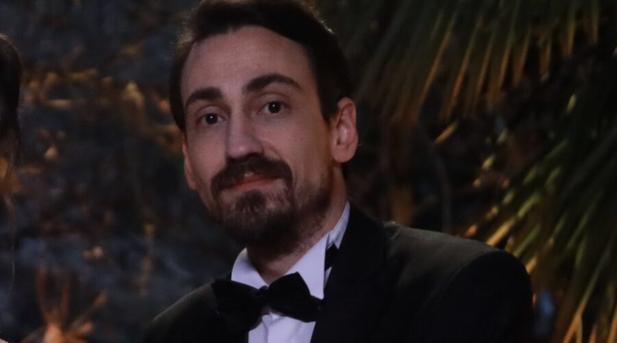 Edip Tepeli (Mert Çakır) in una scena de “La Rosa Della Vendetta”. Credits: RTI Mediaset.