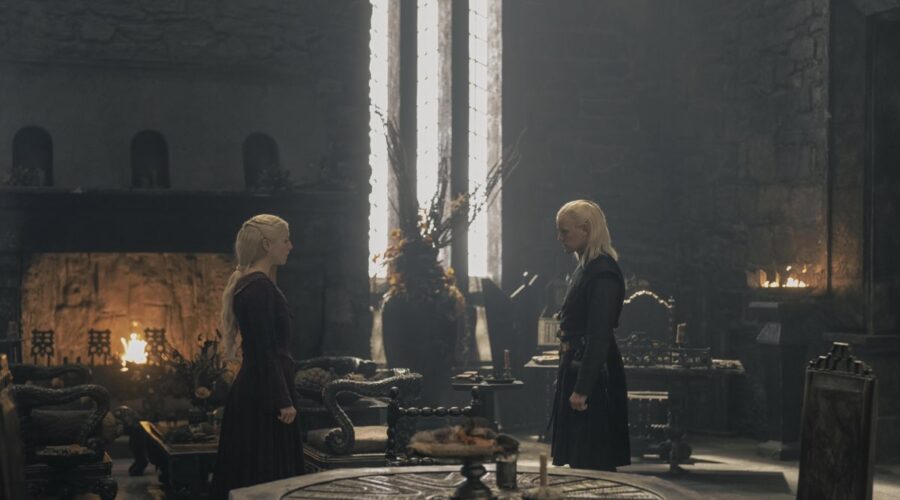 Emma D'Arcy (Rhaenyra) e Matt Smith (Daemon Targaryen) in