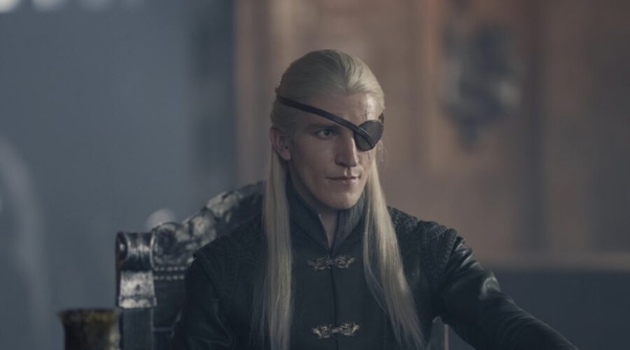 Ewan Mitchell (Aemond Targaryen) in una scena di “House of the Dragon 2“. Credits: Courtesy of HBO/Sky Italia.