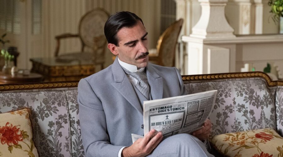 Guillermo Serrano (Lorenzo de la Mata) in una scena de “La Promessa”. Credits: RTI Mediaset.