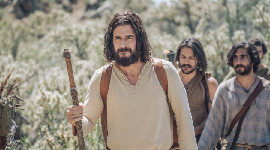 Jonathan Roumie (Gesù) in una scena di “The Chosen 4”. Credits: Angel Studios.