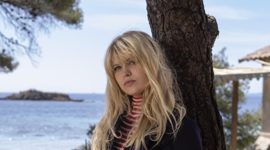 Julia De Nunez (Brigitte Bardot) in un posato per “Bardot”. Credits: RTI Mediaset.