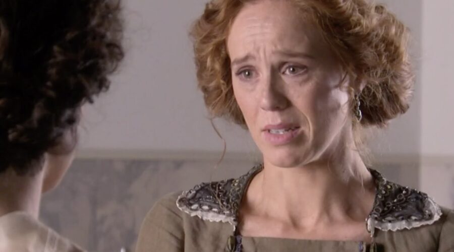 María Castro (Francisca Silva Torrealba) in una scena della puntata 143 di