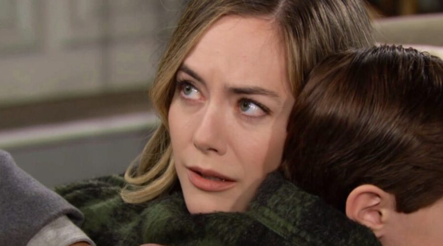 Hope (Annika Noelle) in una scena di “Beautiful”. Credits: BBL Distribution/Cattura schermo/Mediaset Infinity.